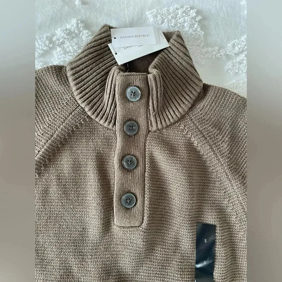 Banana Republic Cambria Textured Sweater - Picture 6 of 12